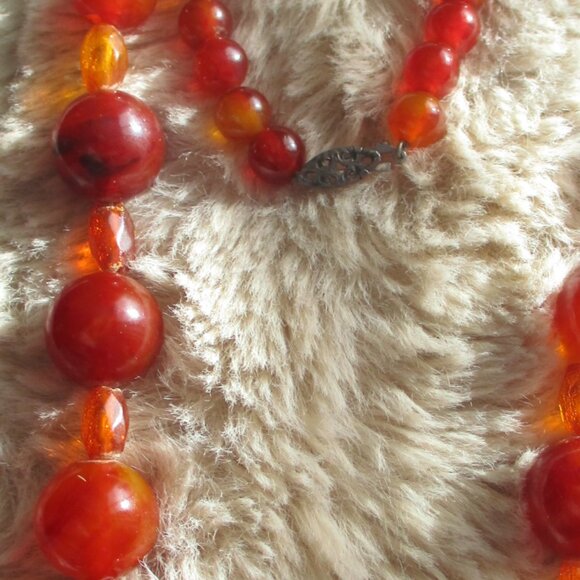 Bakelite Butterscotch Amber 1920's Beaded 24" Necklace - Picture 5 of 5